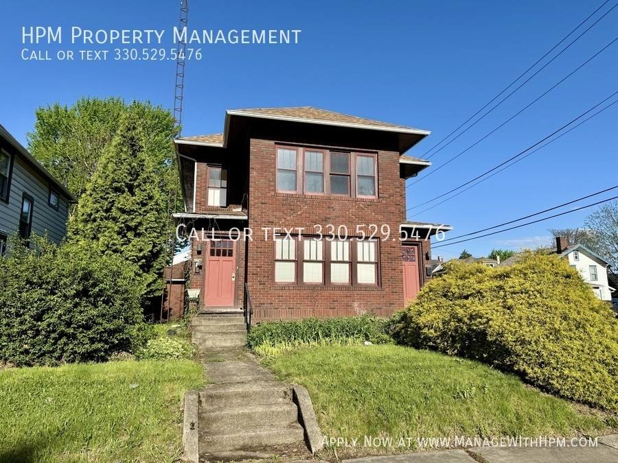 Apartment for rent at 1259 Oxford Ave NW, Canton, OH 44703