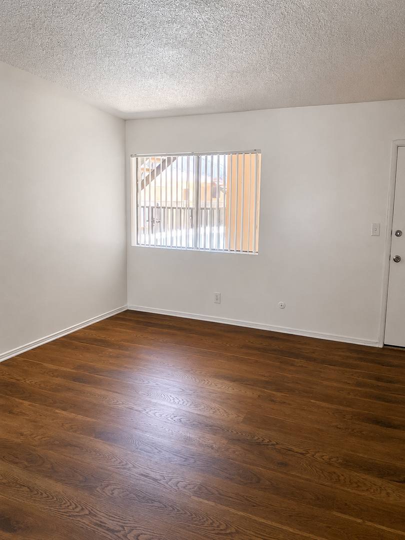 Apartment for rent at 4011 W 129th St, Hawthorne, CA 90250