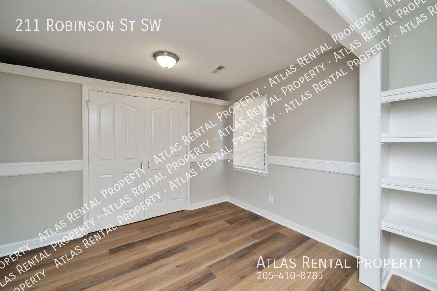 House for rent at 211 Robinson St SW, Decatur, AL 35601