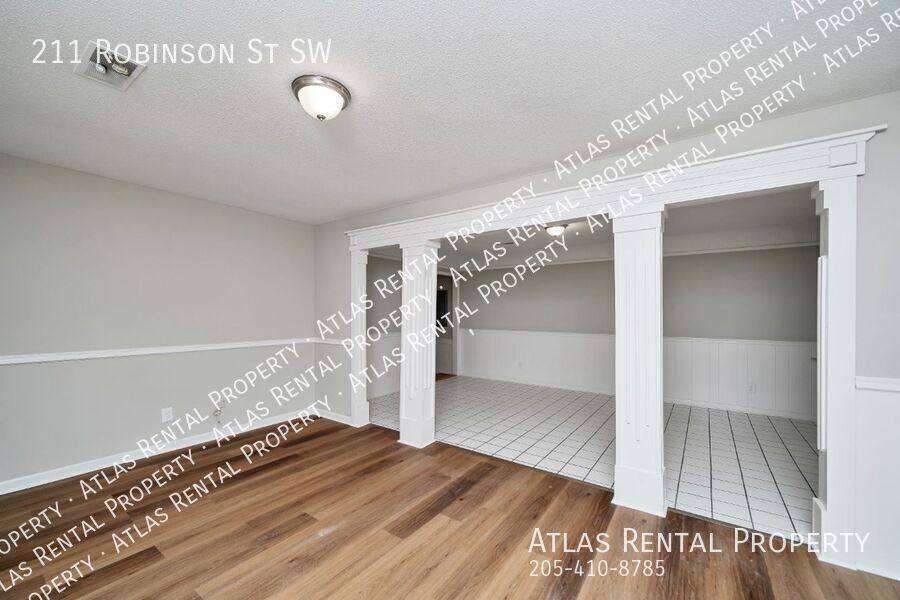House for rent at 211 Robinson St SW, Decatur, AL 35601