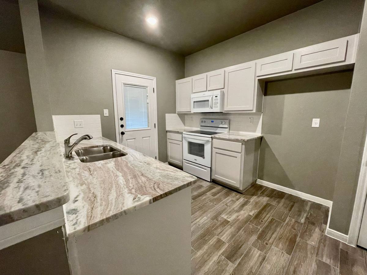 Apartment for rent at 208 W Beeline Lane, Harker Heights, TX 76548