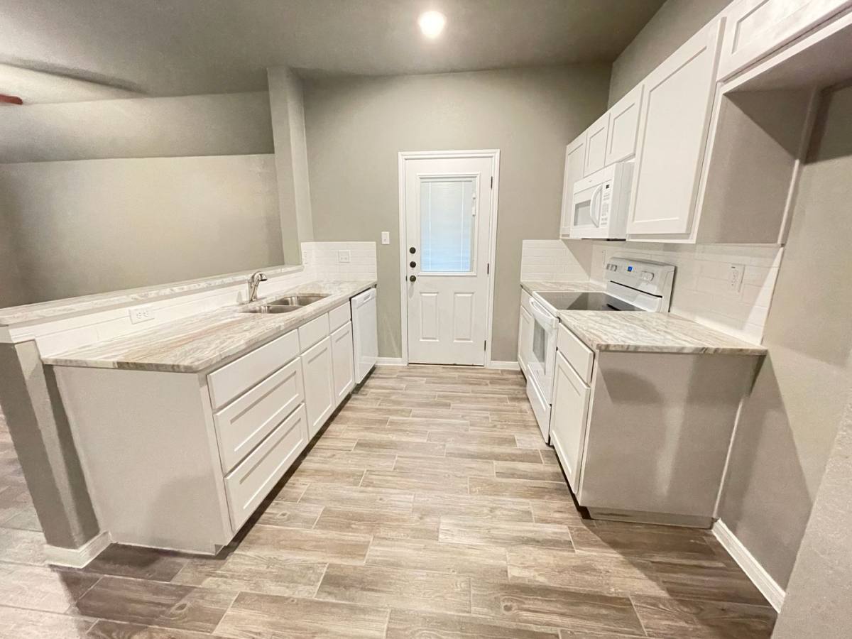 Apartment for rent at 208 W Beeline Lane, Harker Heights, TX 76548