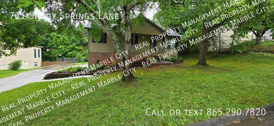 House for rent at 721 Shady Springs Lane, Knoxville, TN 37923