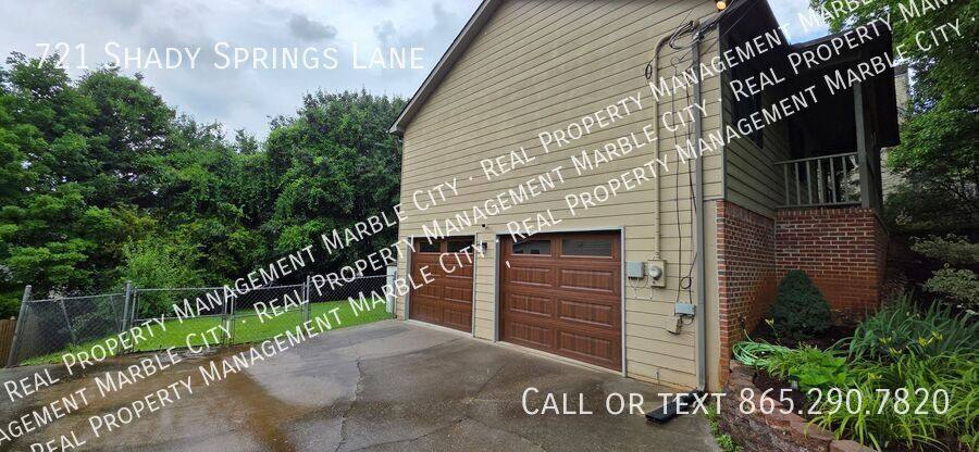 House for rent at 721 Shady Springs Lane, Knoxville, TN 37923