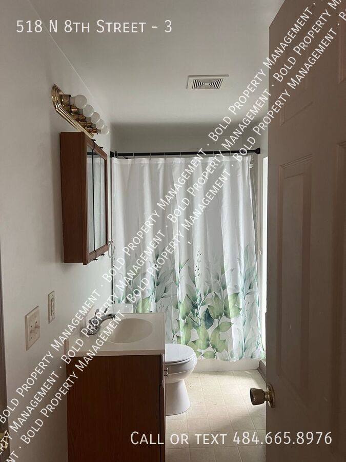 Apartment for rent at 518 N 8th St #3, Lebanon, PA 17046