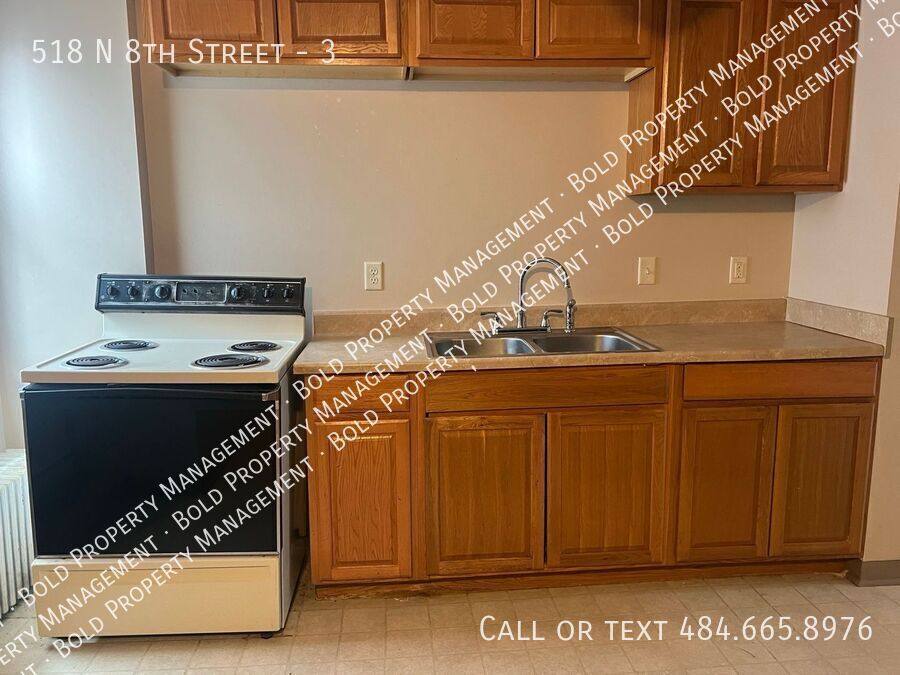 Apartment for rent at 518 N 8th St #3, Lebanon, PA 17046