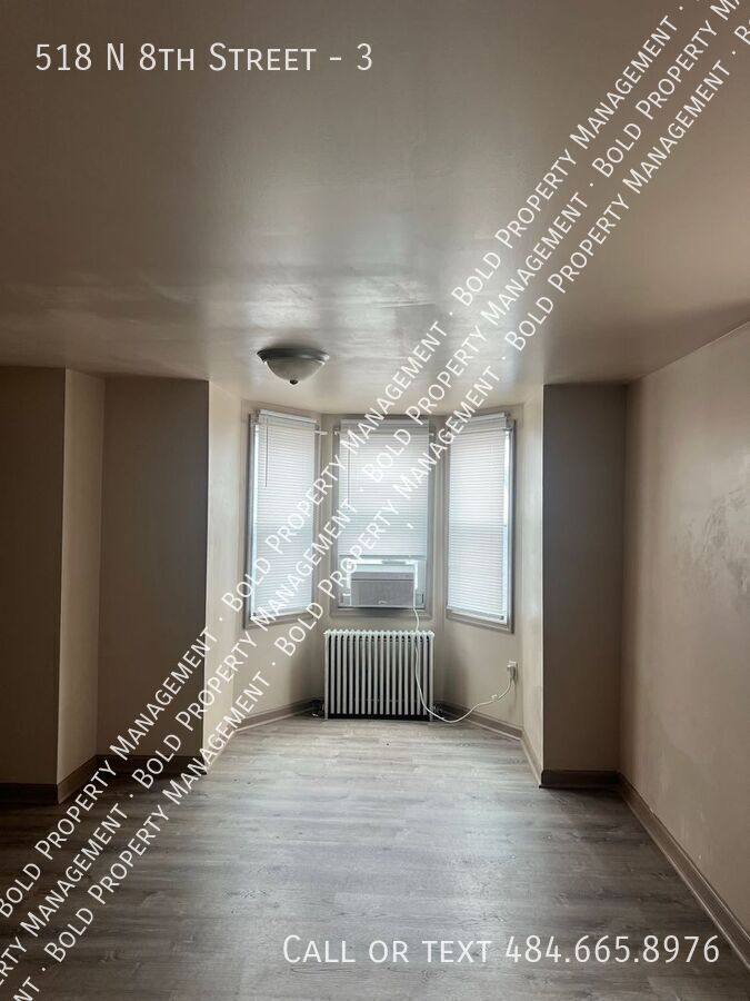 Apartment for rent at 518 N 8th St #3, Lebanon, PA 17046