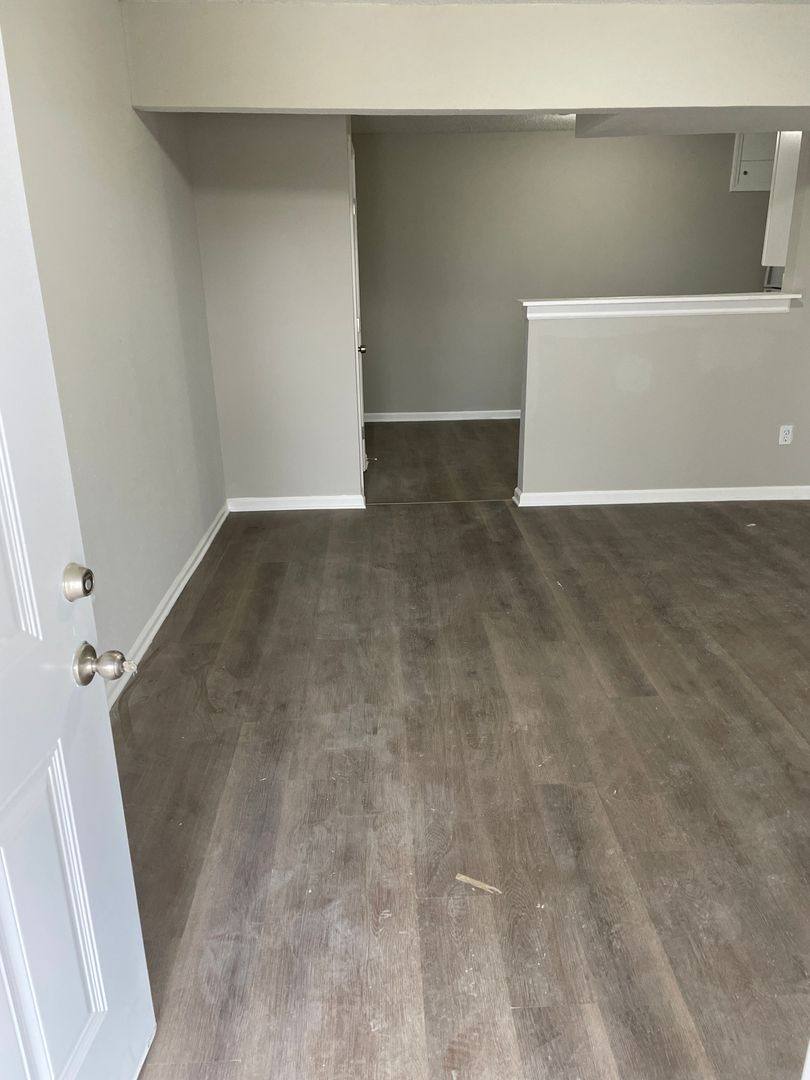 Apartment for rent at 1101 S Camden St, Richmond, MO 64085