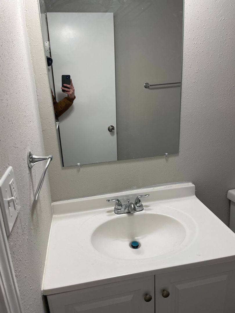 Apartment for rent at 1101 S Camden St, Richmond, MO 64085
