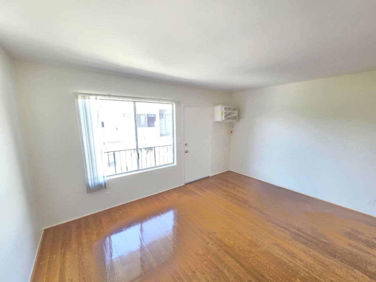 Apartment for rent at 4660 Kester Ave #212, Sherman Oaks, CA 91403