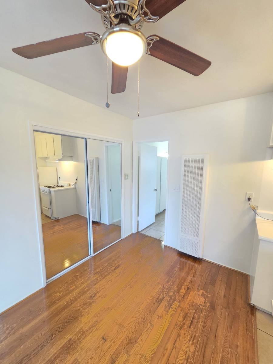Apartment for rent at 4660 Kester Ave #212, Sherman Oaks, CA 91403
