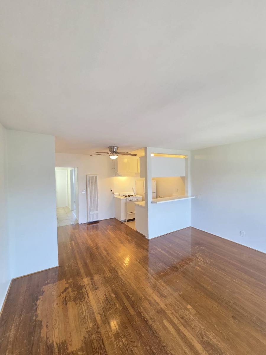 Apartment for rent at 4660 Kester Ave #212, Sherman Oaks, CA 91403