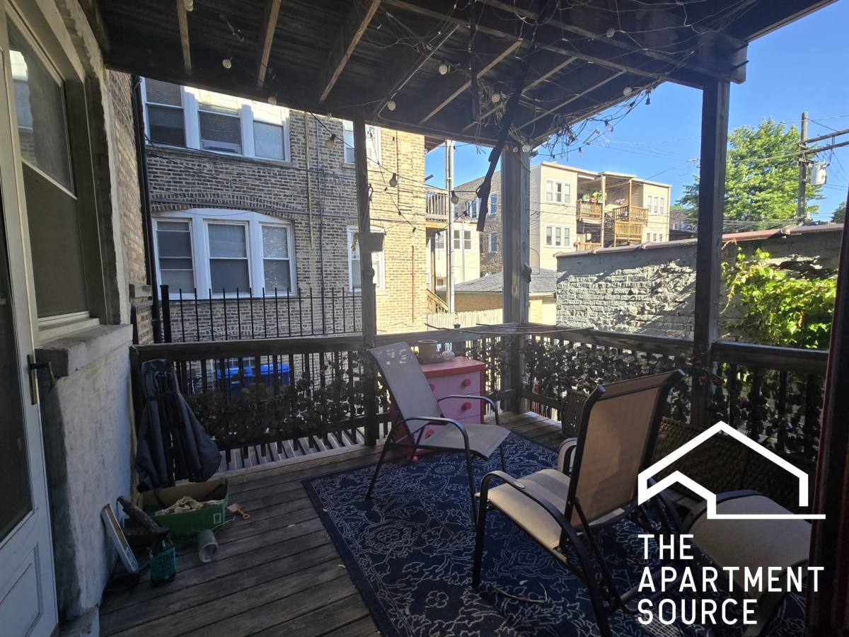Apartment for rent at 2515 W Sunnyside Ave #1, Chicago, IL 60625