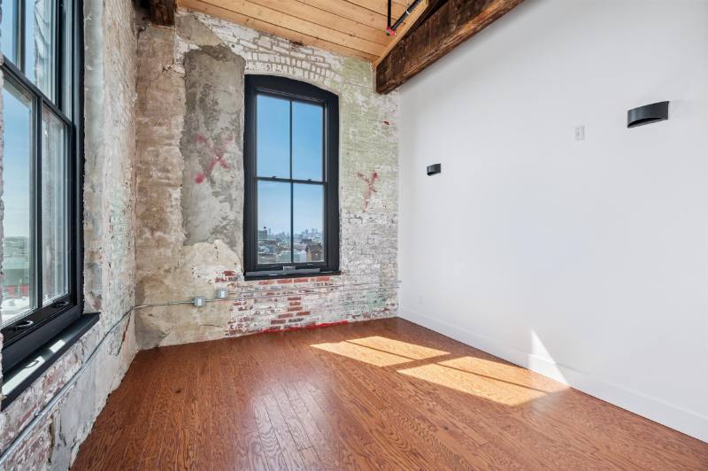 Apartment for rent at 2545 N Hancock St, Philadelphia, PA 19133