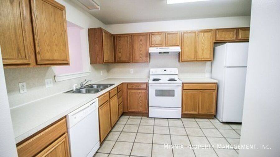 Apartment for rent at 906 N Bangor Ave #A, Lubbock, TX 79416