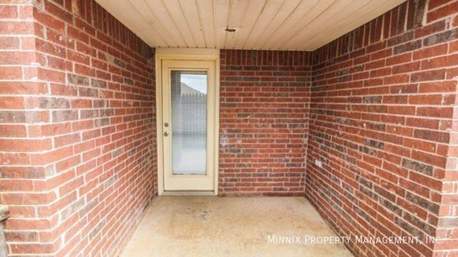 Apartment for rent at 906 N Bangor Ave #A, Lubbock, TX 79416