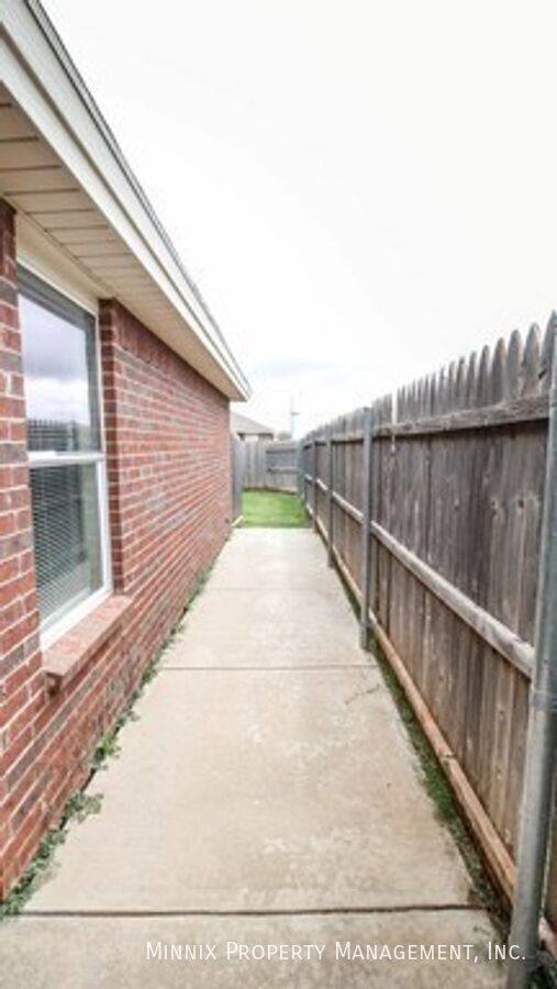 Apartment for rent at 906 N Bangor Ave #A, Lubbock, TX 79416