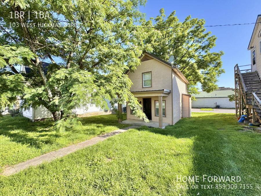 House for rent at 103 W Hickman St, Winchester, KY 40391
