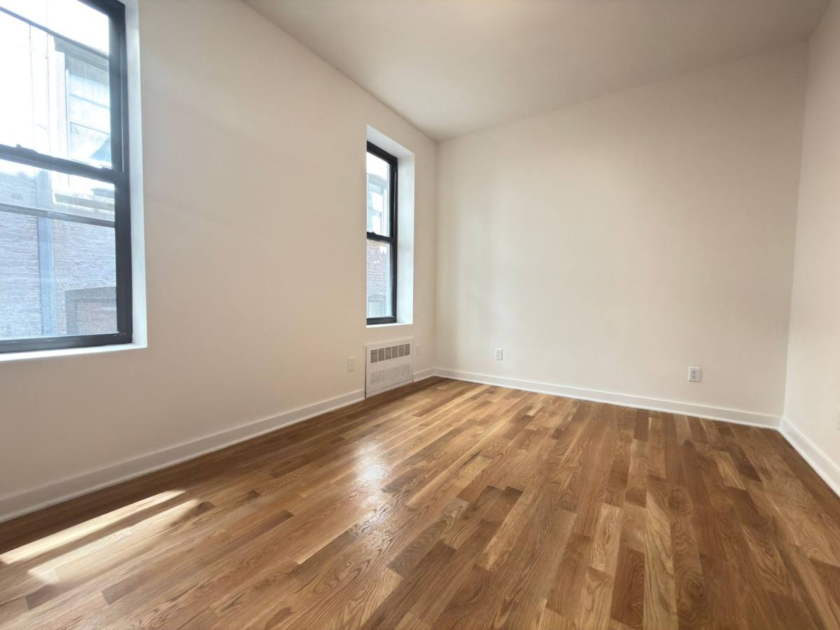 Apartment for rent at 53-55 E 95th St, New York, NY 10128