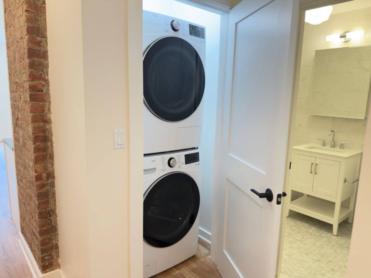 Apartment for rent at 53-55 E 95th St, New York, NY 10128