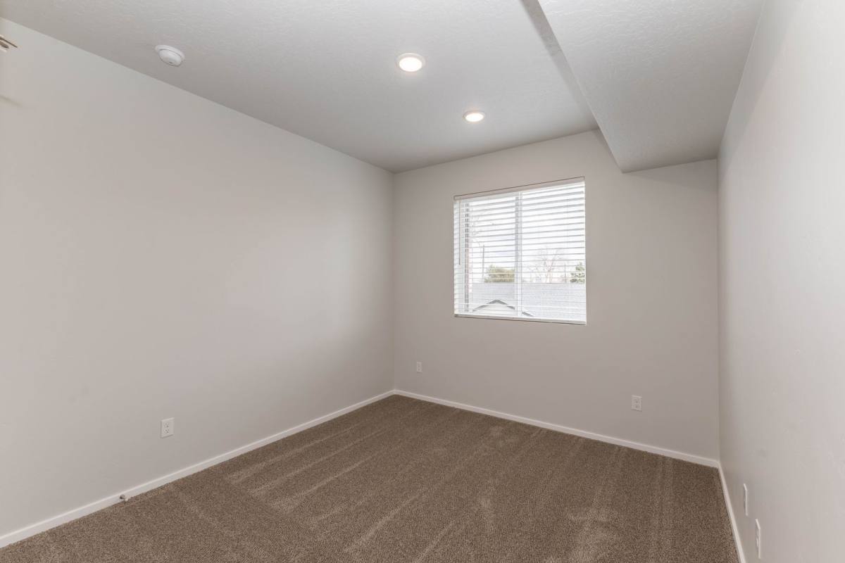 Apartment for rent at 550 N Haskett St, Mountain Home, ID 83647