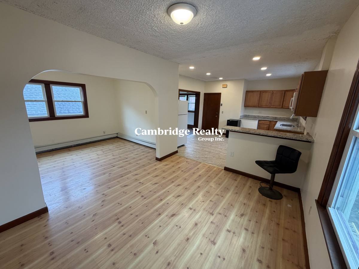 Apartment for rent at 569 Main St #2T, Medford, MA 02155