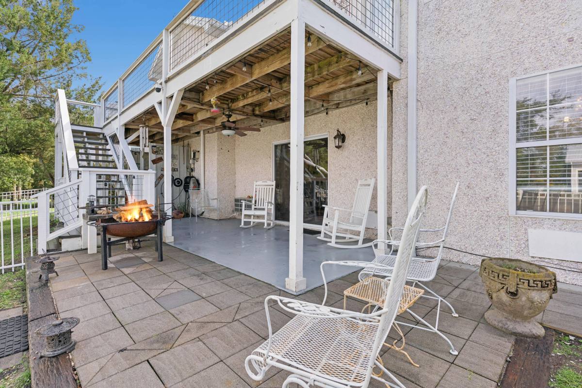 Townhouse for rent at 111 Thompson Cove #B, Saint Simons Island, GA 31522