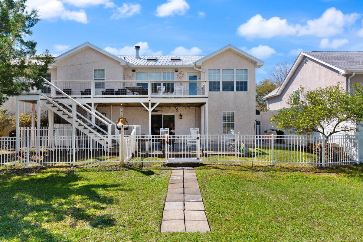 Townhouse for rent at 111 Thompson Cove #B, Saint Simons Island, GA 31522