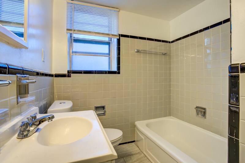 Apartment for rent at 4837 Cadieux Rd, Detroit, MI 48224