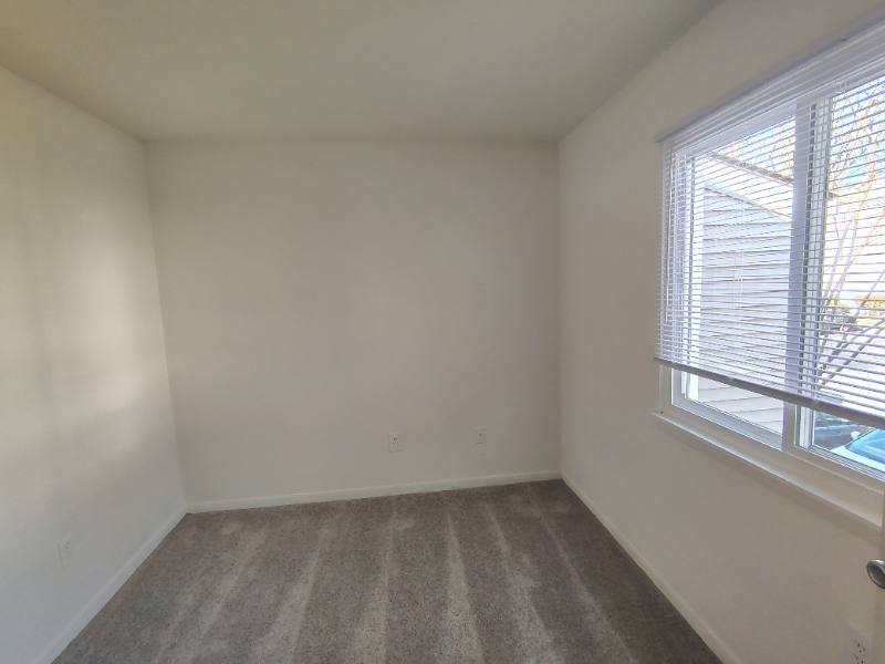 Apartment for rent at 600 Reusens Rd, Lynchburg, VA 24503
