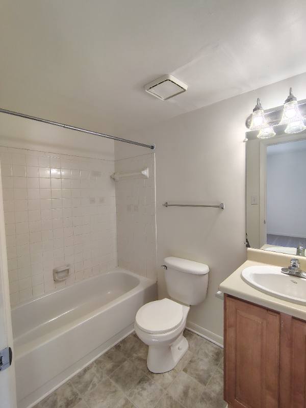 Apartment for rent at 600 Reusens Rd, Lynchburg, VA 24503