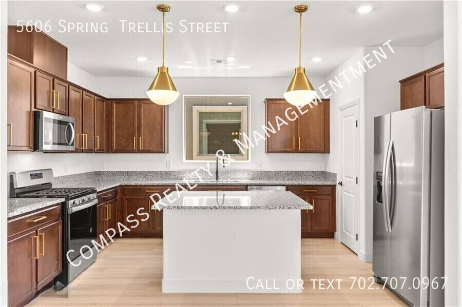 House for rent at 5606 Spring Trellis St, Las Vegas, NV 89113