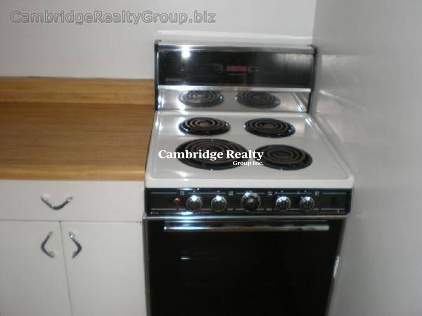 Apartment for rent at 53 Parkman St #2T, Brookline, MA 02446