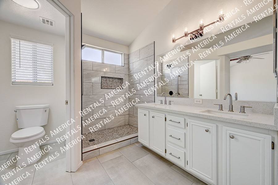 House for rent at 832 Seco Verde Ave, Henderson, NV 89015