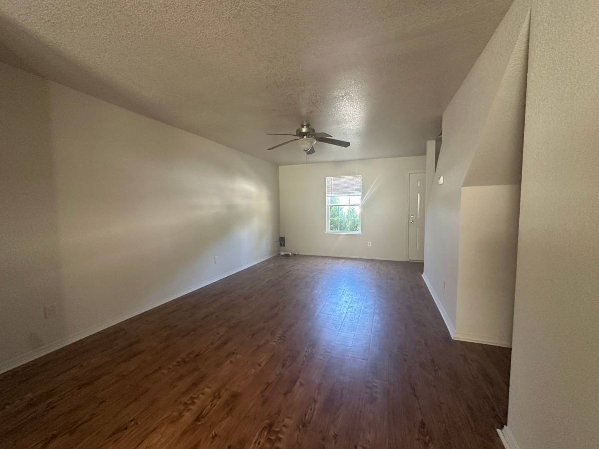 Apartment for rent at 1131 E 9th St, Russellville, AR 72801
