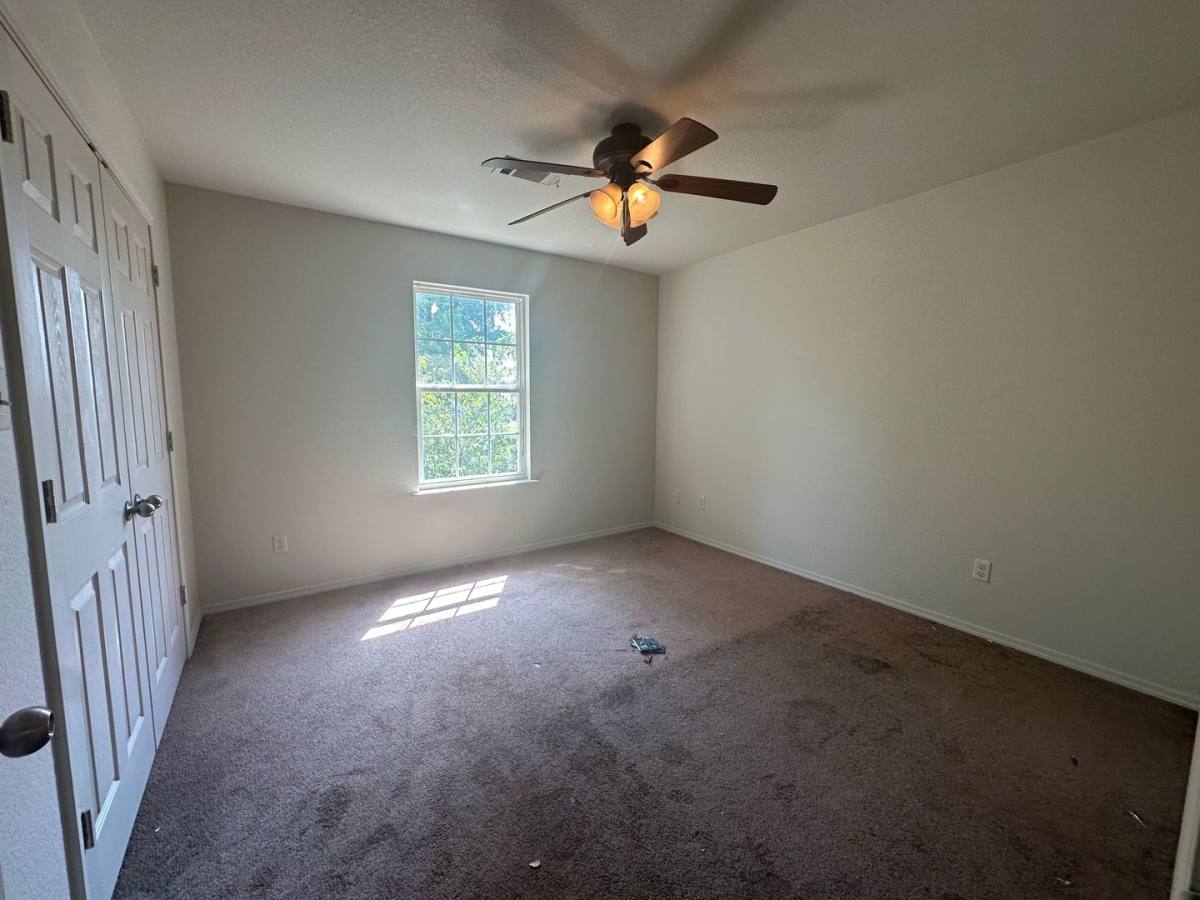 Apartment for rent at 1131 E 9th St, Russellville, AR 72801