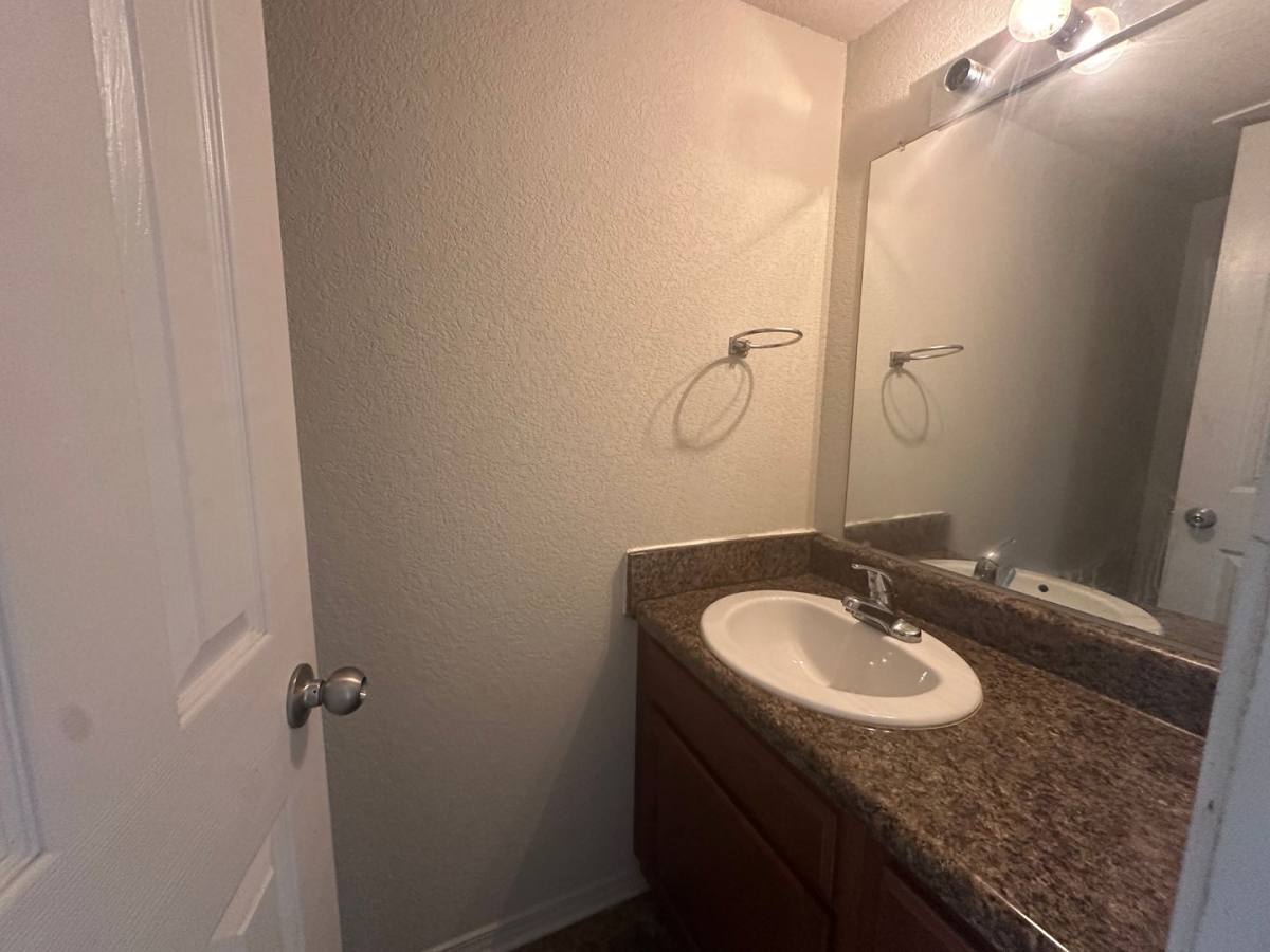 Apartment for rent at 1131 E 9th St, Russellville, AR 72801