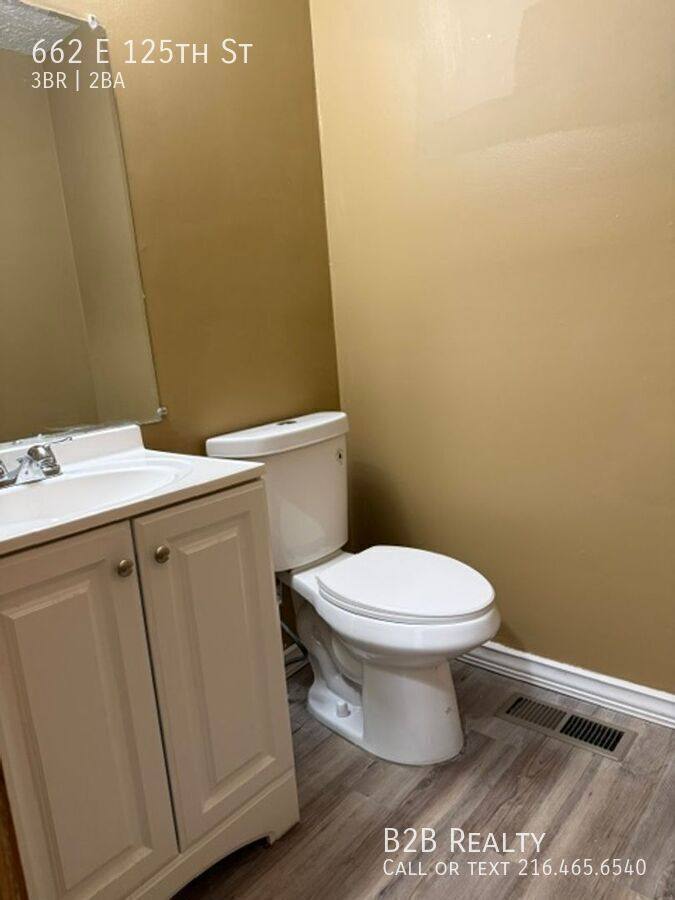 House for rent at 662 E 125th St, Cleveland, OH 44108