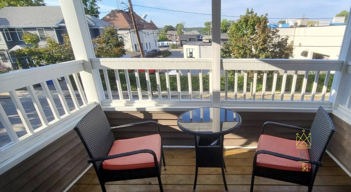 Apartment for rent at 155 Alder St #1, Waltham, MA 02453