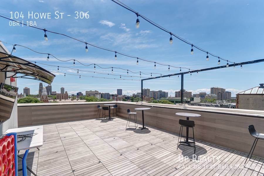 Apartment for rent at 104 Howe St, New Haven, CT 06510