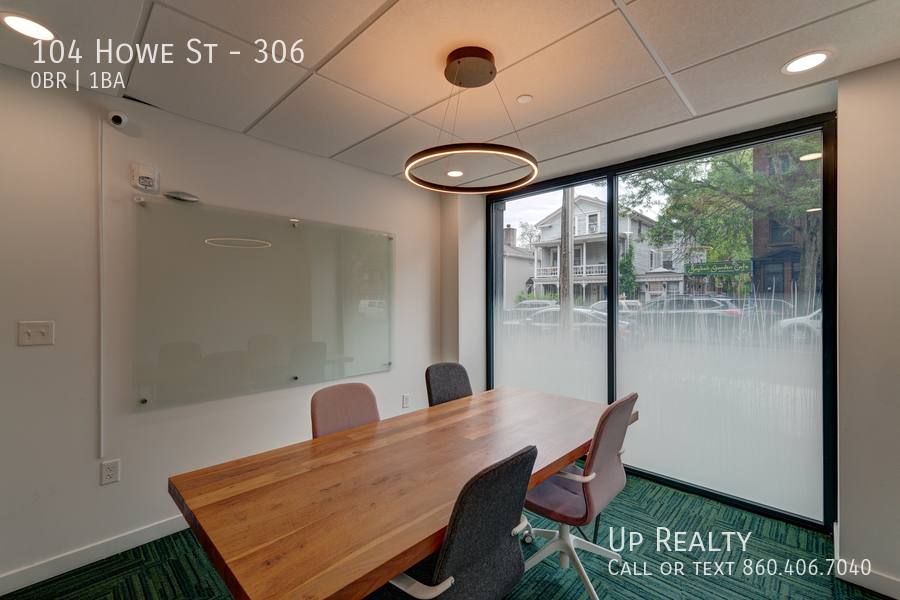 Apartment for rent at 104 Howe St, New Haven, CT 06510