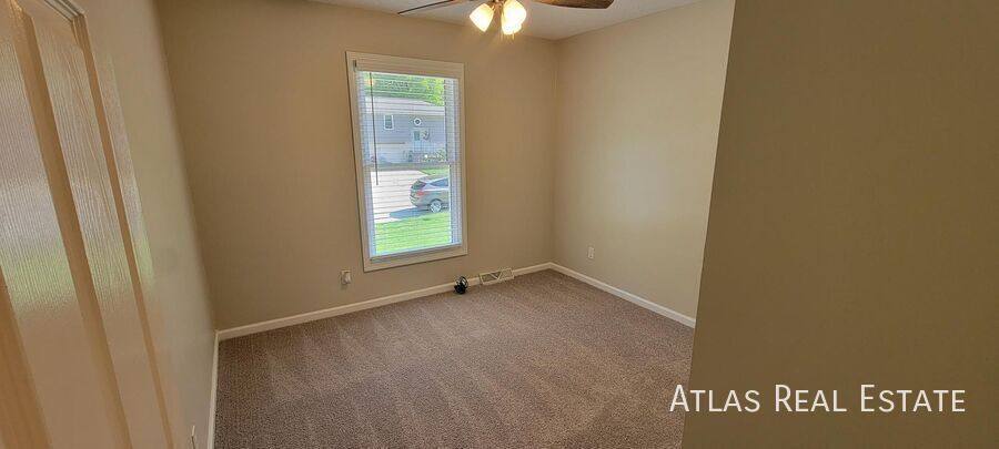 House for rent at 14611 NW 67th St, Kansas City, MO 64152
