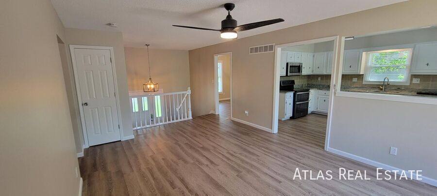 House for rent at 14611 NW 67th St, Kansas City, MO 64152