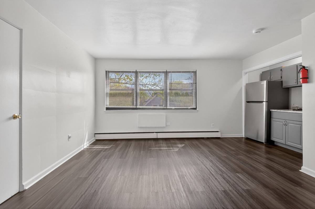 Apartment for rent at 1101 Edgewood Ave, Trenton, NJ 08618