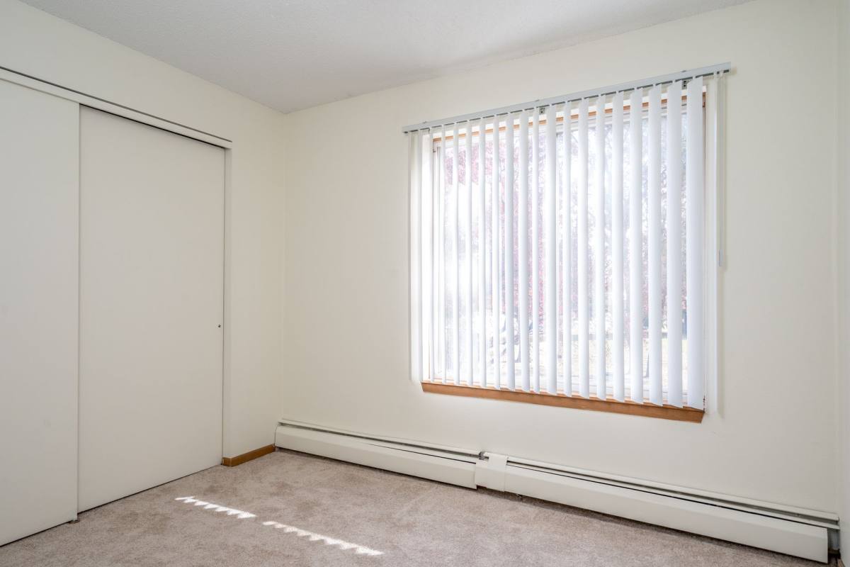 Townhouse for rent at 1558 126th Ave NE, Minneapolis, MN 55449