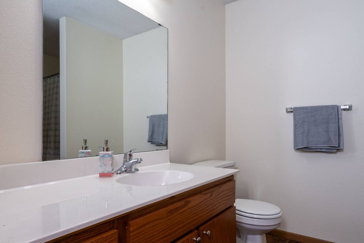 Townhouse for rent at 1558 126th Ave NE, Minneapolis, MN 55449