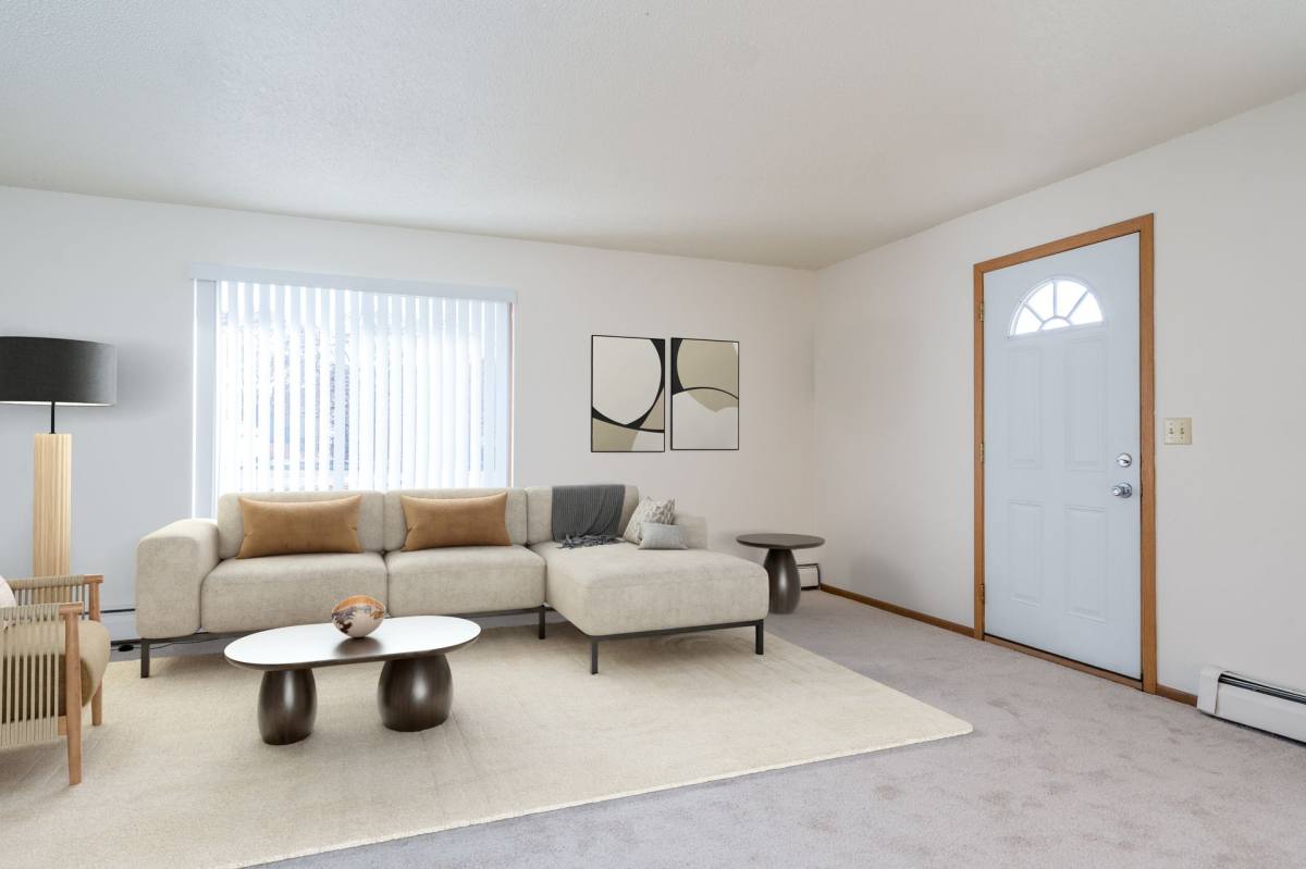 Townhouse for rent at 1558 126th Ave NE, Minneapolis, MN 55449