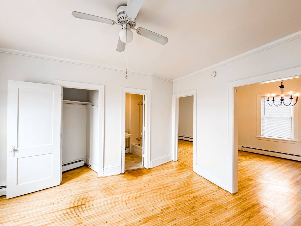 Apartment for rent at 2121 Hennepin Ave S, Minneapolis, MN 55405
