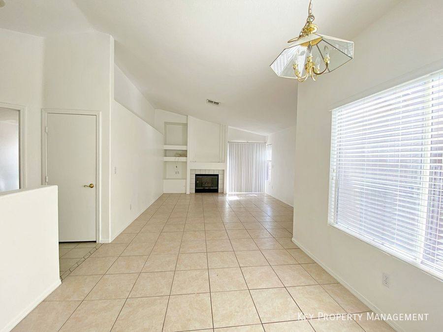 House for rent at 873 Prairie Grass Dr, Las Vegas, NV 89123