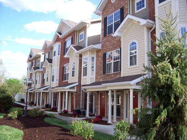 Condo for rent at 2756 McKnight Crossing Court, Saint Louis, MO 63124
